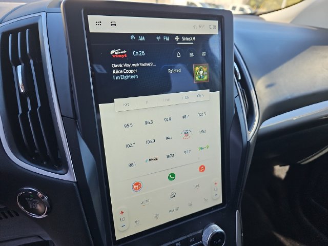 Used 2023 Ford Edge SEL w/ Convenience Package AWD/4WD image 23