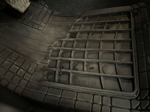 Used 2022 Nissan Rogue S image 27