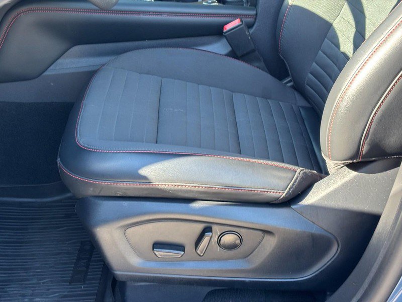 Used 2025 Ford Explorer ST-Line w/ Premium Package AWD/4WD image 16