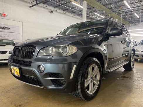 Used 2011 BMW X5 xDrive35d image 1