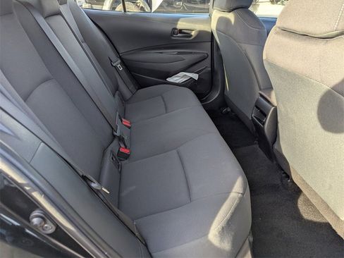 Used 2022 Toyota Corolla LE image 13