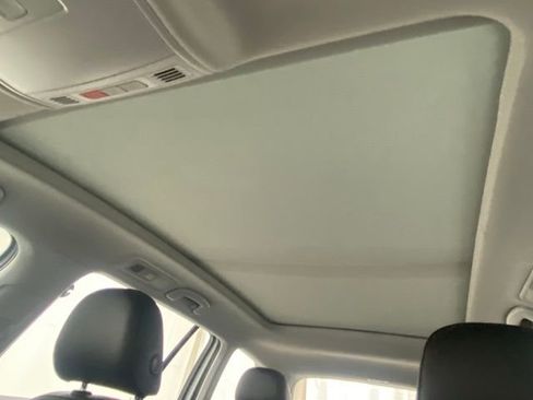 Used 2019 Volkswagen Golf Alltrack SEL image 27