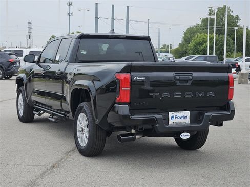 New 2025 Toyota Tacoma SR5 image 3