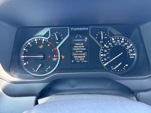 Used 2022 Toyota Tundra SR5 w/ SR5 Convenience Package AWD/4WD image 14