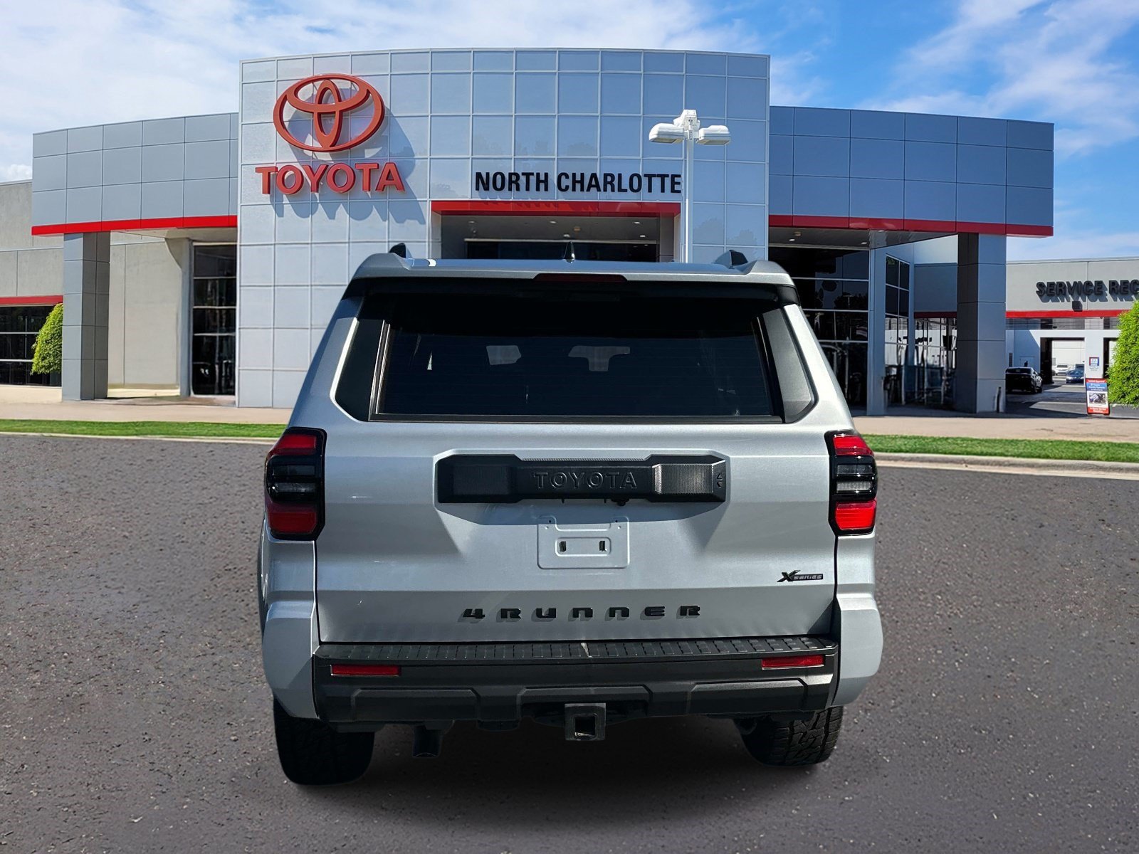 Used 2025 Toyota 4Runner SR5 RWD image 5