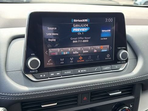Certified 2023 Nissan Rogue SV w/ SV Premium B Package AWD/4WD image 17