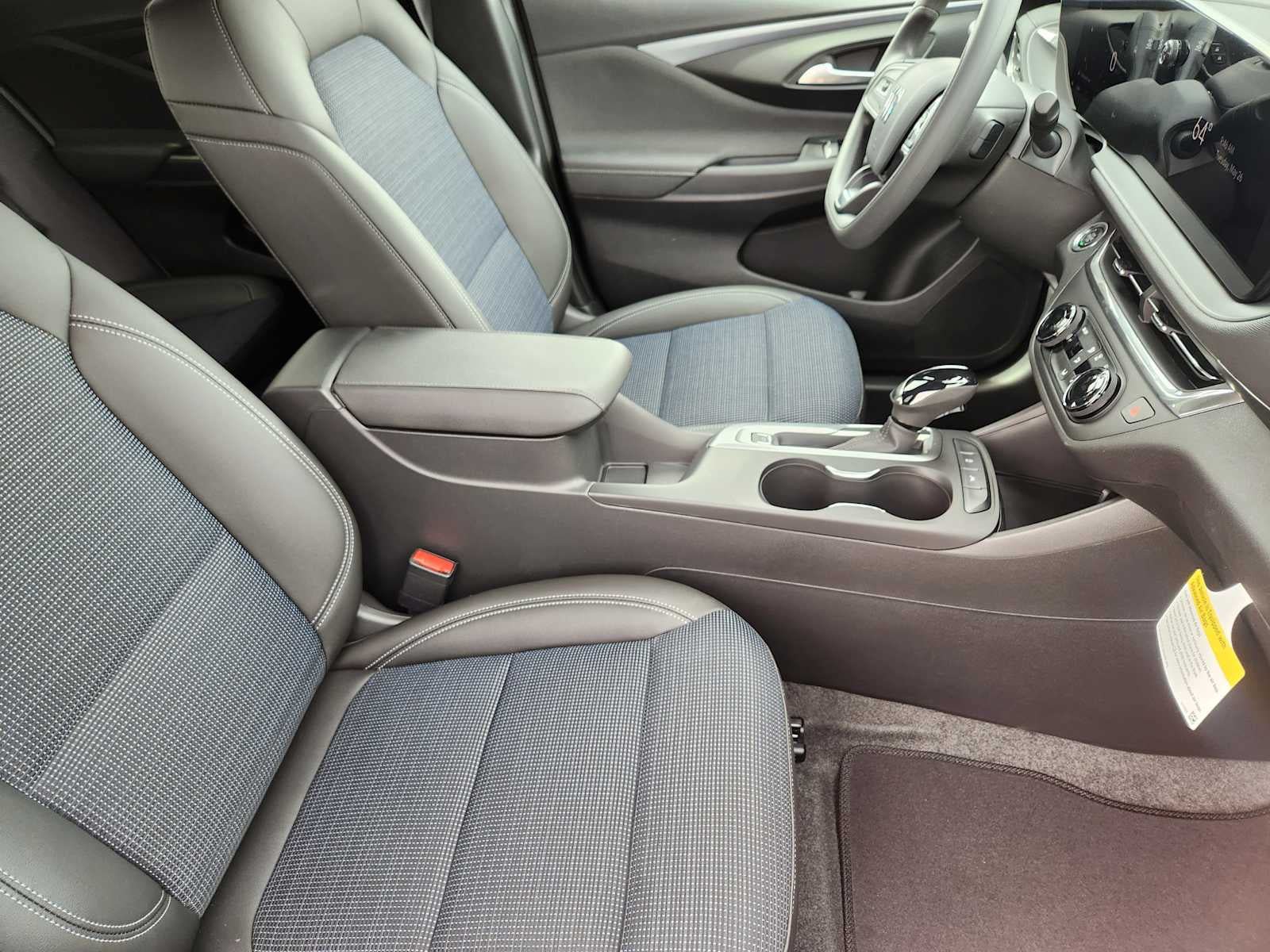 New 2026 Buick Envista Preferred FWD image 15