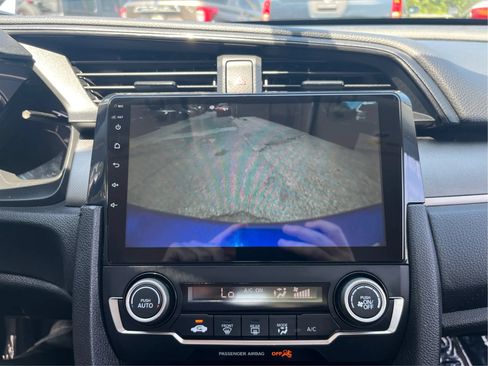 Used 2018 Honda Civic LX image 30