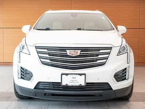 Used 2019 Cadillac XT5 Luxury FWD image 2
