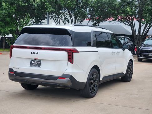 New 2026 Kia Carnival SX Prestige FWD image 4
