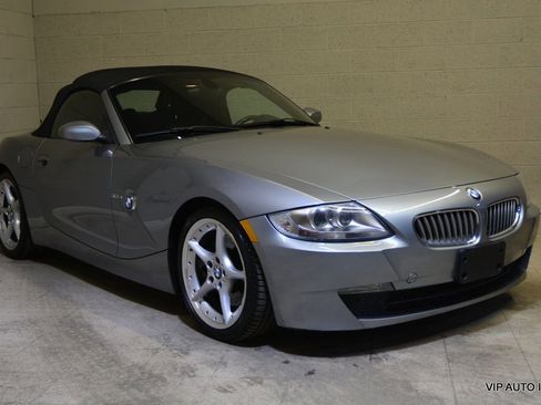 Used 2006 BMW Z4 3.0si image 5