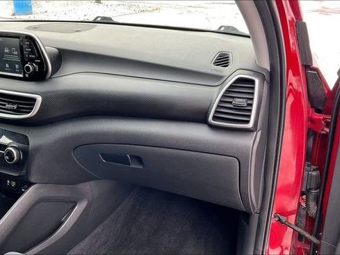 Certified 2021 Hyundai Tucson SE image 17