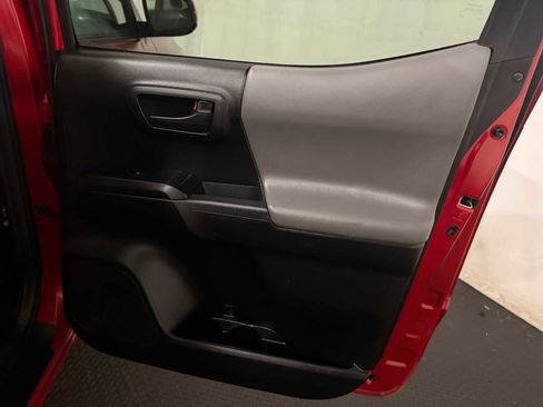 Certified 2022 Toyota Tacoma SR image 25