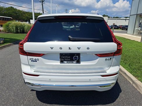Used 2022 Volvo XC60 B6 Inscription w/ Advanced Package image 6