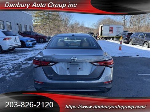 Used 2021 Nissan Sentra SV w/ SV Premium Package image 5