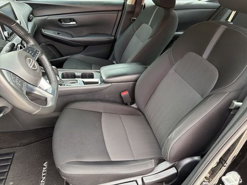 Used 2025 Nissan Sentra SV w/ All-Weather Package FWD image 16