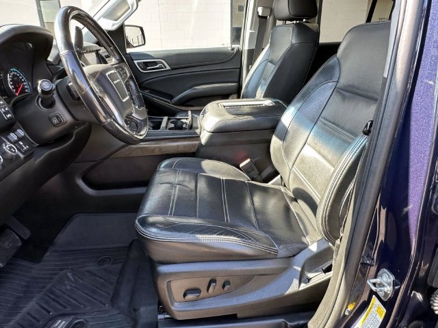 Used 2018 GMC Yukon XL Denali w/ Denali Ultimate Package AWD/4WD image 17