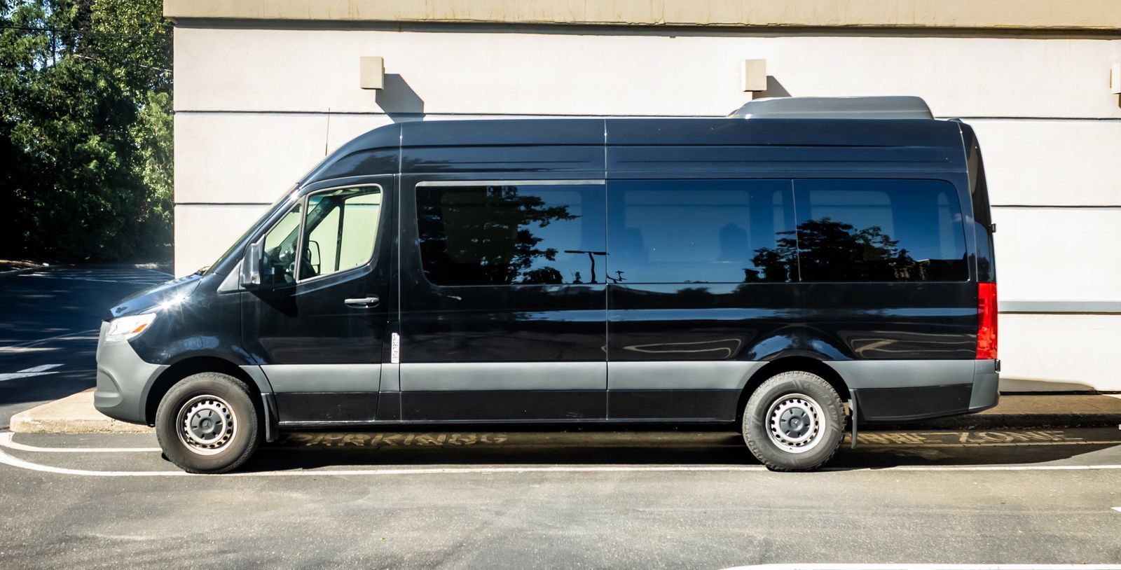 Used 2025 Mercedes-Benz Sprinter 2500 image 4
