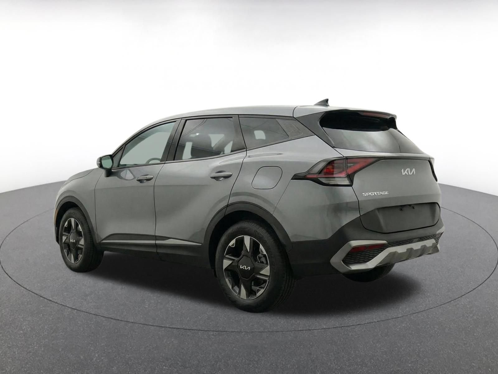 Used 2026 Kia Sportage LX FWD image 6
