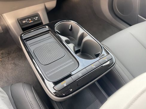 New 2026 Hyundai Ioniq 5 SEL image 28