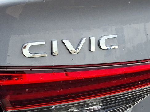 Used 2023 Honda Civic EX image 30