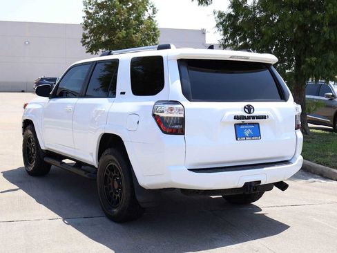 Used 2023 Toyota 4Runner SR5 Premium RWD image 4