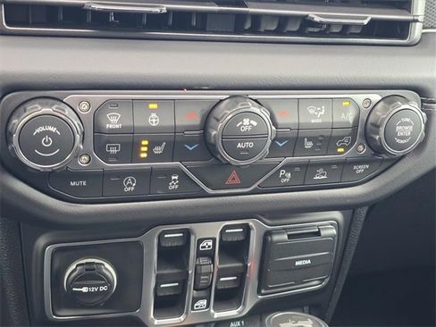 New 2026 Jeep Wrangler Unlimited Rubicon image 12