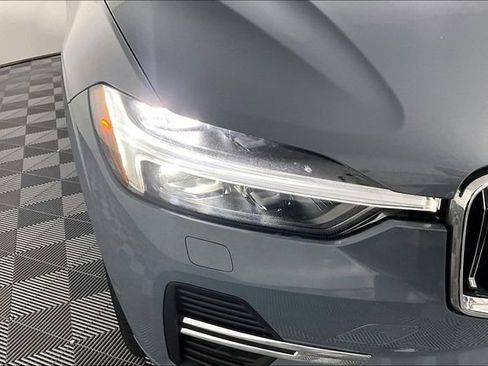 Used 2023 Volvo XC60 B5 Plus w/ Climate Package AWD/4WD image 28