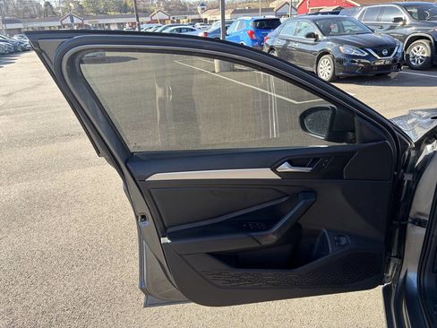 Used 2021 Volkswagen Jetta S image 14