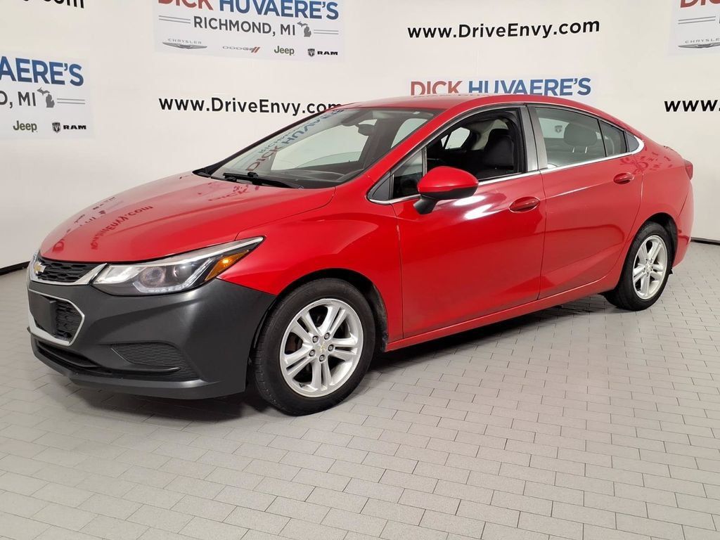 Used 2018 Chevrolet Cruze LT w/ LT Fleet Convenience Package FWD image 1
