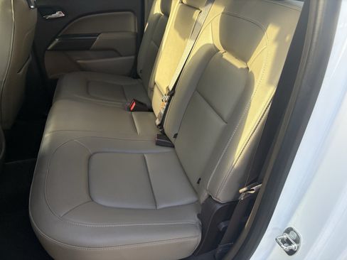 Used 2019 GMC Canyon SLT w/ Driver Alert Package AWD/4WD image 9