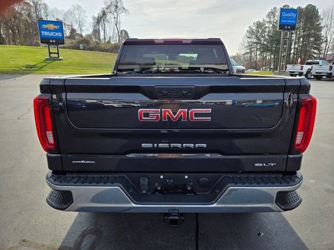 Used 2025 GMC Sierra 1500 SLT AWD/4WD image 7