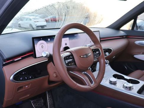 Used 2026 Genesis GV70 2.5T Advanced image 8