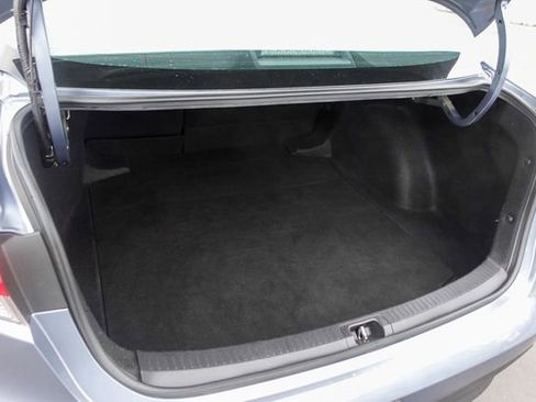 Certified 2023 Toyota Corolla LE image 29