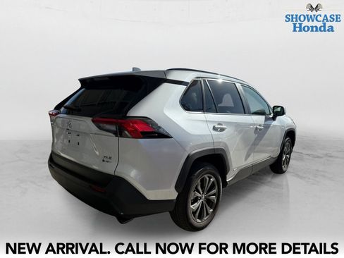Used 2025 Toyota RAV4 XLE Premium w/ Weather Package image 5