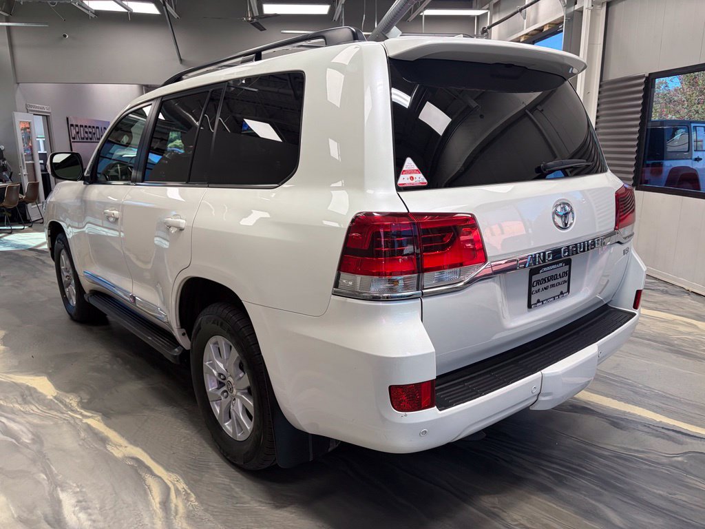 Used 2016 Toyota Land Cruiser AWD/4WD image 47