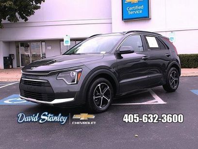 Used 2024 Kia Niro LX