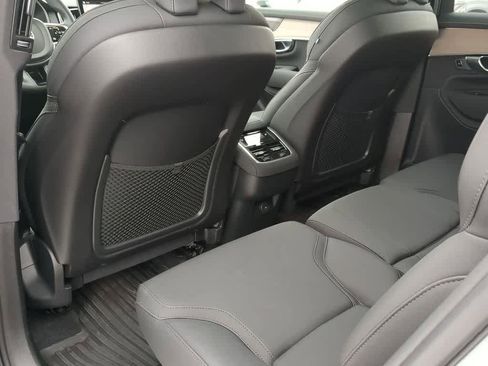 Certified 2026 Volvo XC90 B6 Plus w/ Protection Package Premier image 17