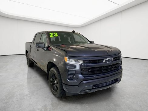 Used 2023 Chevrolet Silverado 1500 RST w/ Z71 Off-Road Package AWD/4WD image 45
