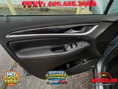 Used 2021 Buick Enclave Avenir w/ Avenir Technology Package AWD/4WD image 9