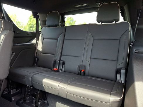New 2026 Chevrolet Tahoe Premier w/ Sun And Tow Package AWD/4WD image 7
