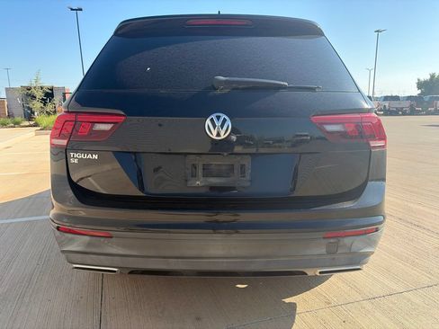Used 2019 Volkswagen Tiguan S FWD image 4