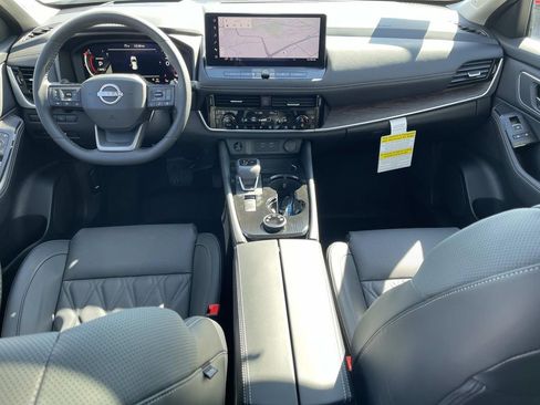 New 2026 Nissan Rogue Platinum w/ Platinum Premium Package AWD/4WD image 16