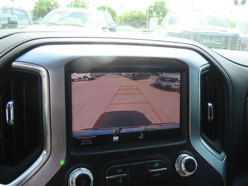 Used 2019 GMC Sierra 1500 SLT image 31