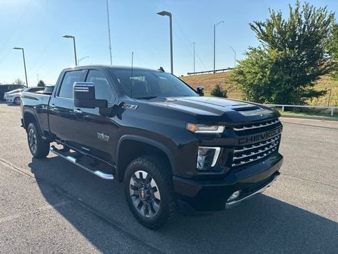 Used 2021 Chevrolet Silverado 2500 LT w/ Z71 Chrome Sport Edition AWD/4WD image 2