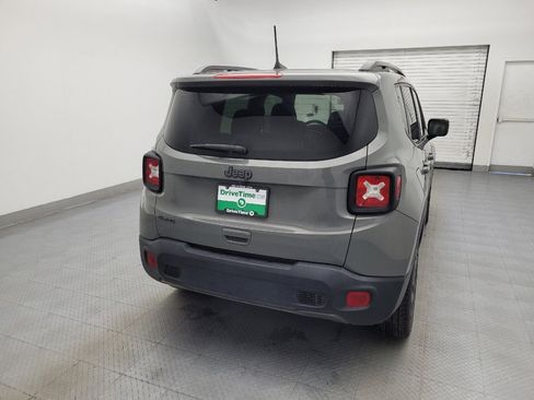 Used 2021 Jeep Renegade Latitude image 7