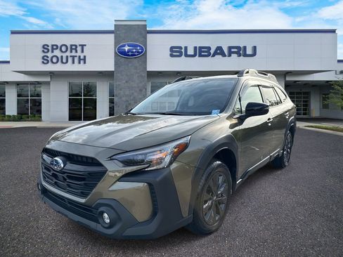 Used 2025 Subaru Outback Onyx Edition image 8