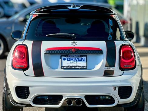 Used 2017 MINI Cooper John Cooper Works image 4