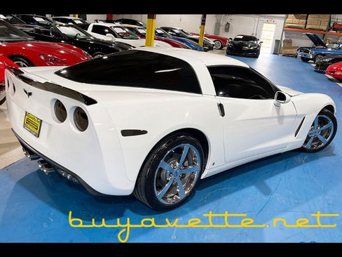 Used 2009 Chevrolet Corvette Coupe w/ Roof Package RWD image 2