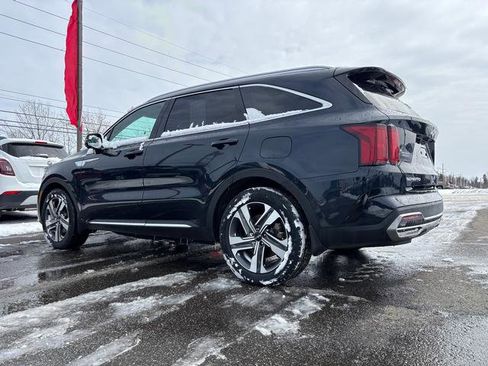 Certified 2023 Kia Sorento SX Prestige w/ Panoramic Sunroof Package image 6